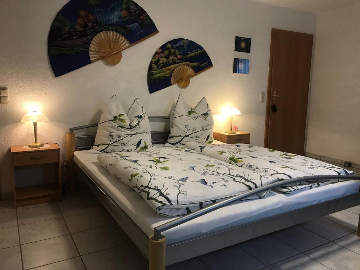 Ferienappartement Souterrain Volkertshausen Buitenkant foto